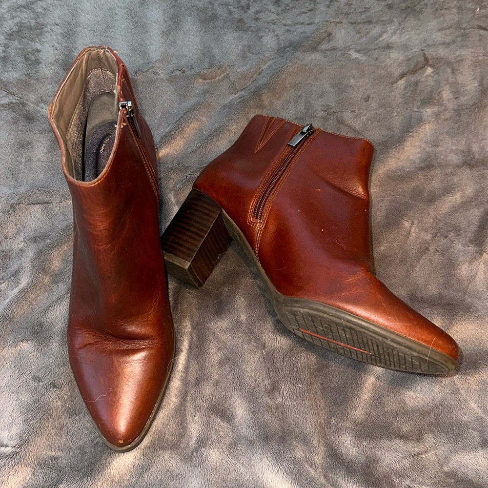 Rockport Leather Booties 7.5 Burgundy Ankle Boots Like New